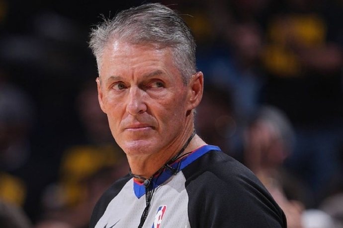 NBA 公布总决赛抢七裁判名单，福斯特缺席引发热议